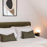 Apartment The Haus Santa Barbara Ii Lissabon
